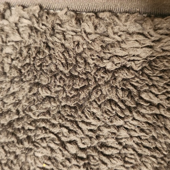 Fleece Women's Sherpa Reversible Black Vest Size XS - Picture 6 of 14